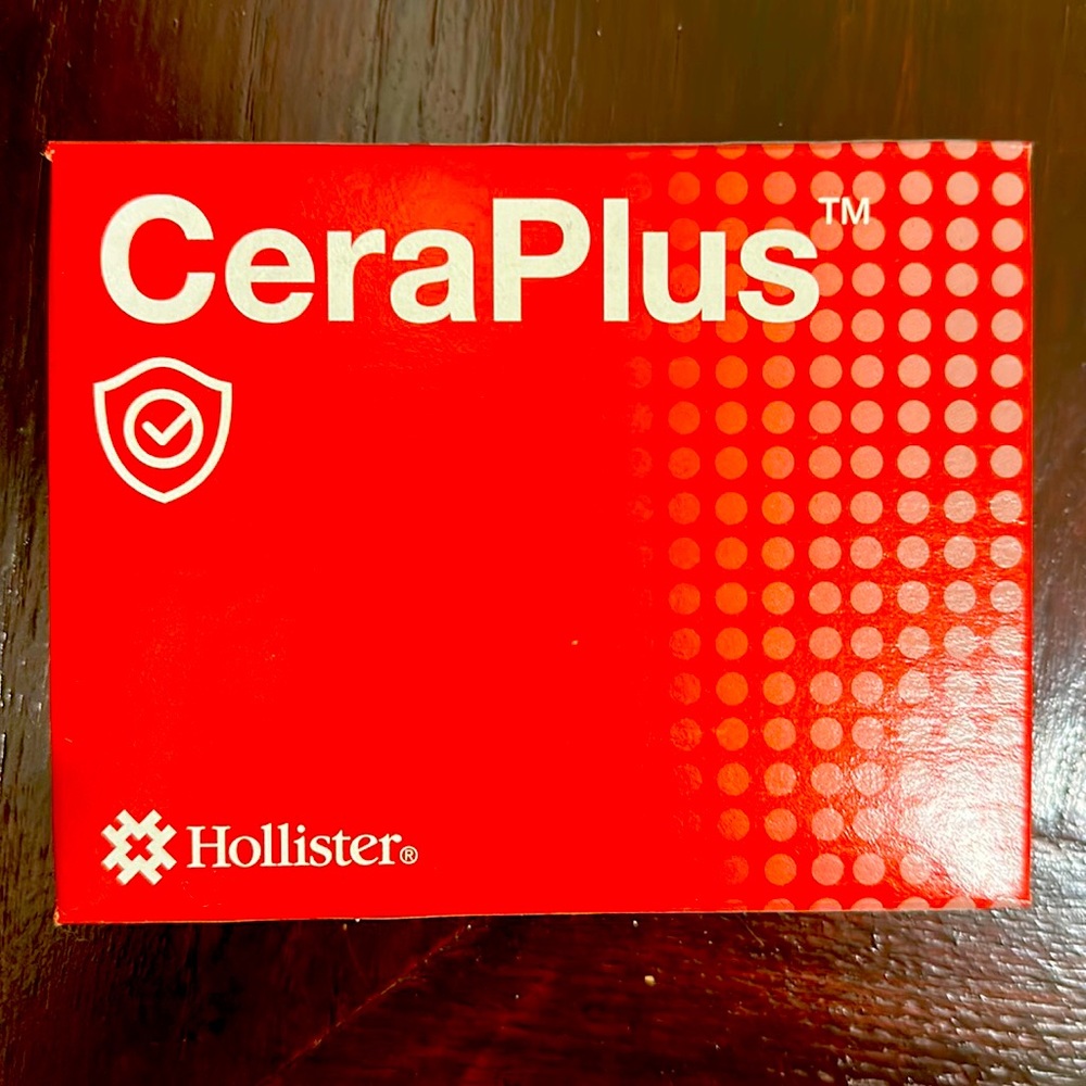 CeraPlus Hollister 2-Piece Skin Barrier + Tape. Includes 4 boxes